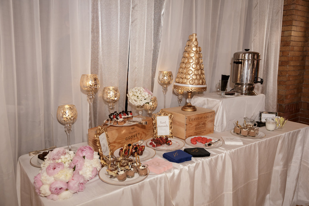 Wedding Sweet Table | Cafe Brauer | Chicago Wedding | Bubbly Moments