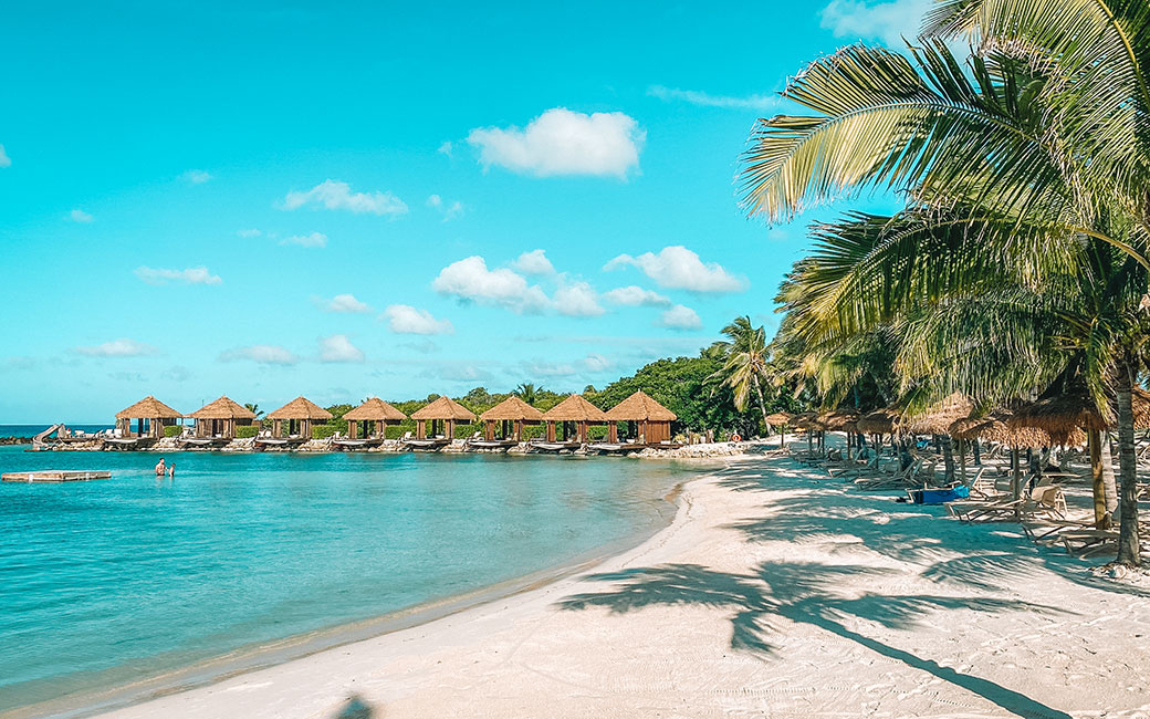 Flamingo Beach Aruba | Renaissance Hotel Aruba | Travel Blogger | Bubbly Moments
