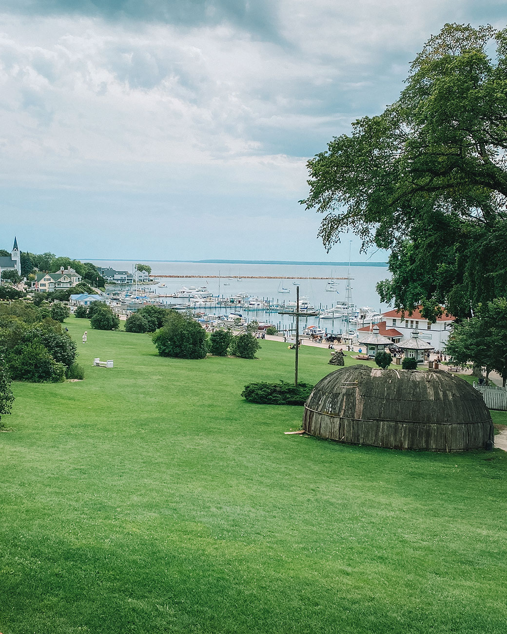 Mackinac Island | Grand Hotel Mackinac | Grand Hotel Mackinac Island | Grand Hotel in Mackinac | things to do in Mackinac Island | Ferry to Mackinac Island | Ferries to Mackinac | Bubbly Moments | Travel Blogger