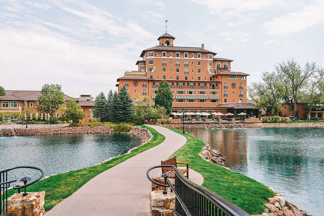 The Broadmoor | The Broadmoor hotel | The Broadmoor resort | Colorado Springs resorts | Things to do at The Broadmoor | Colorado Springs | Travel Blogger | Bubbly Moments