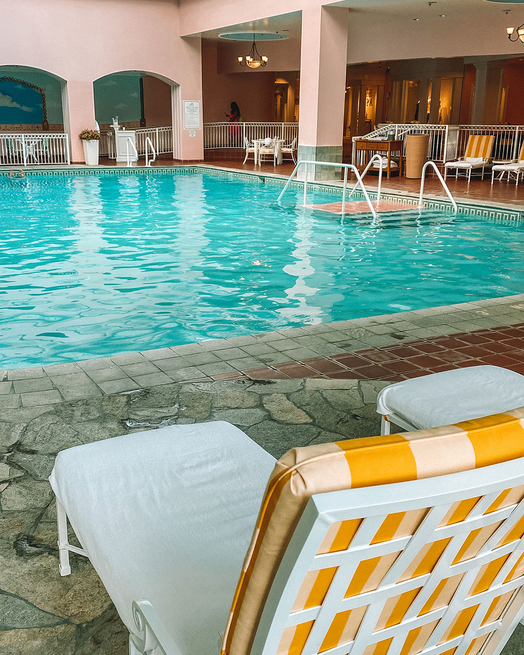 The Broadmoor | Swimming pool in The Broadmoor | The Broadmoor hotel | The Broadmoor resort | Colorado Springs resorts | Things to do at The Broadmoor | Travel Blogger | Bubbly Moments