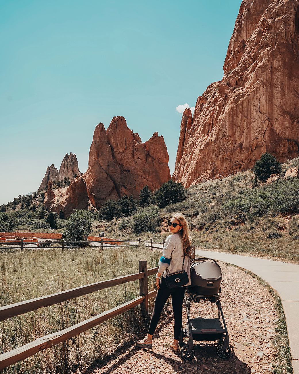 The Garden of Gods | Garden of Gods Colorado | Colorado Springs | Gods Trail Colorado Springs | Red Rock Corral | Trailing | Hiking | Rock Mountains | Outdoor Activities | Fun things to do in Colorado | Places in Colorado Springs | Chambers Trail | Bretag Trail Colorado | Parlmer Trail Colorado | Garden of Gods Trail in Colorado Springs | Bubbly Moments | Emilia Taneva