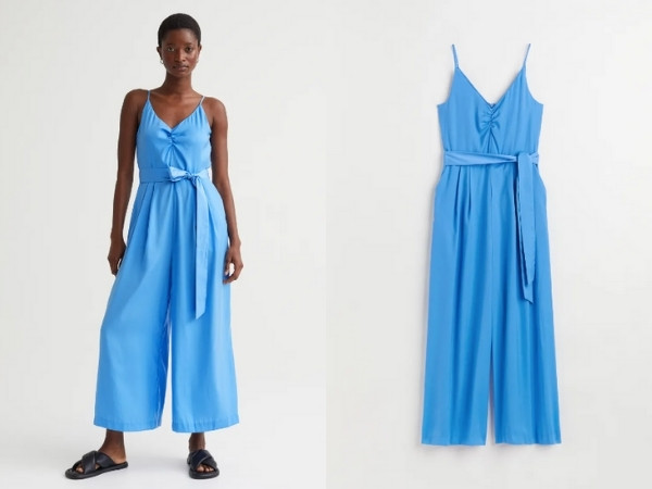 Hot Beachy Summer Outfit | Blue and White Summer Dress | Ruffled Mini Skirts | Bubbly Moments